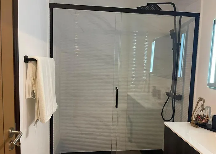 Апартаменты Ocean View Getaway *