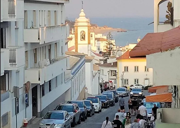 Ocean View Getaway Албуфейра