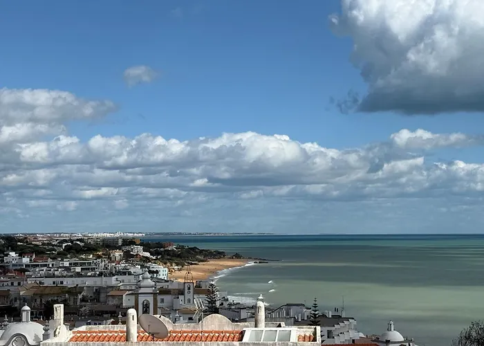 Ocean View Getaway Апартаменти Албуфейра